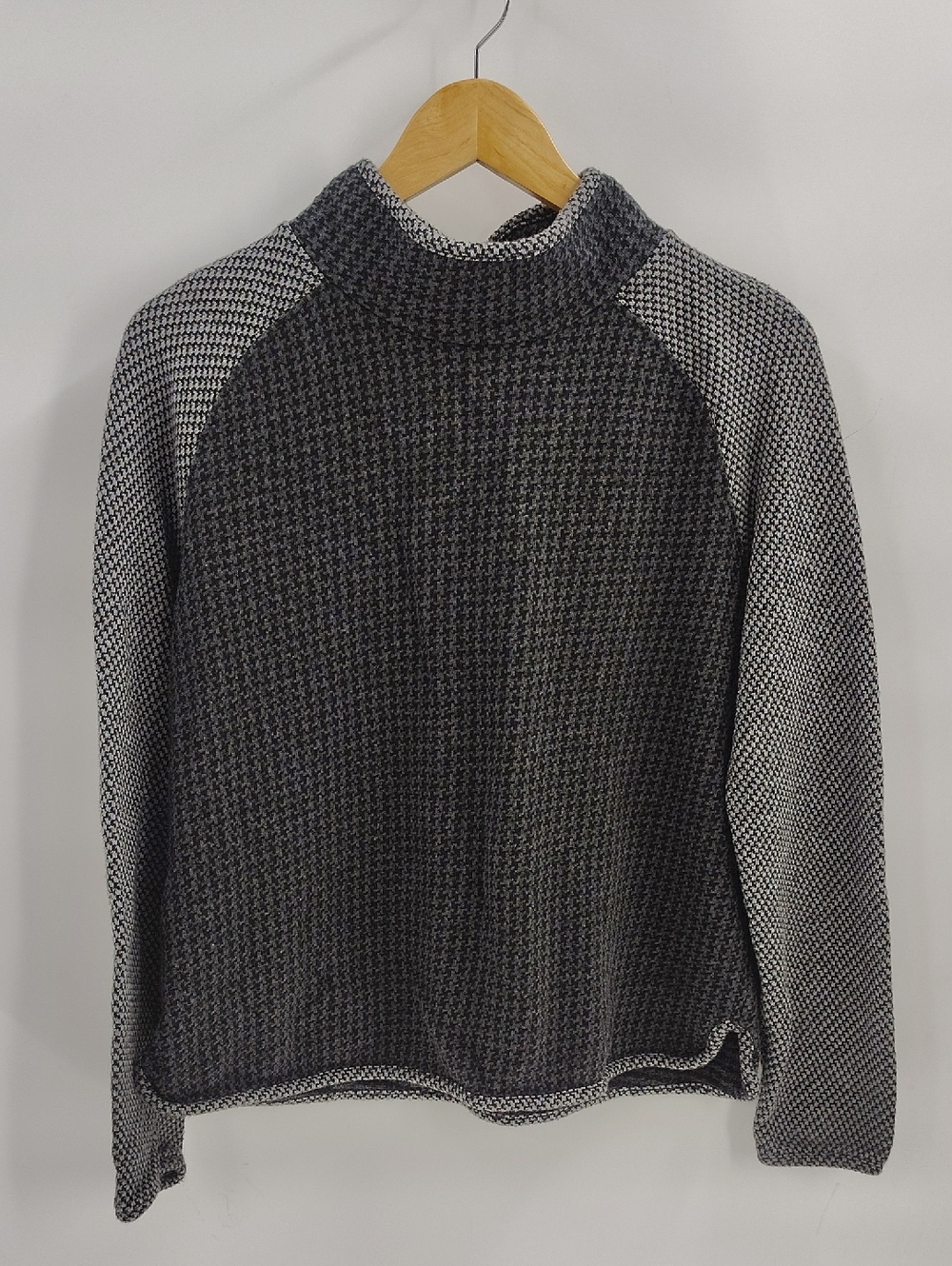 Lou & Grey Houndstooth Mock Neck Sweater Size Medium Black Gray Zip Back